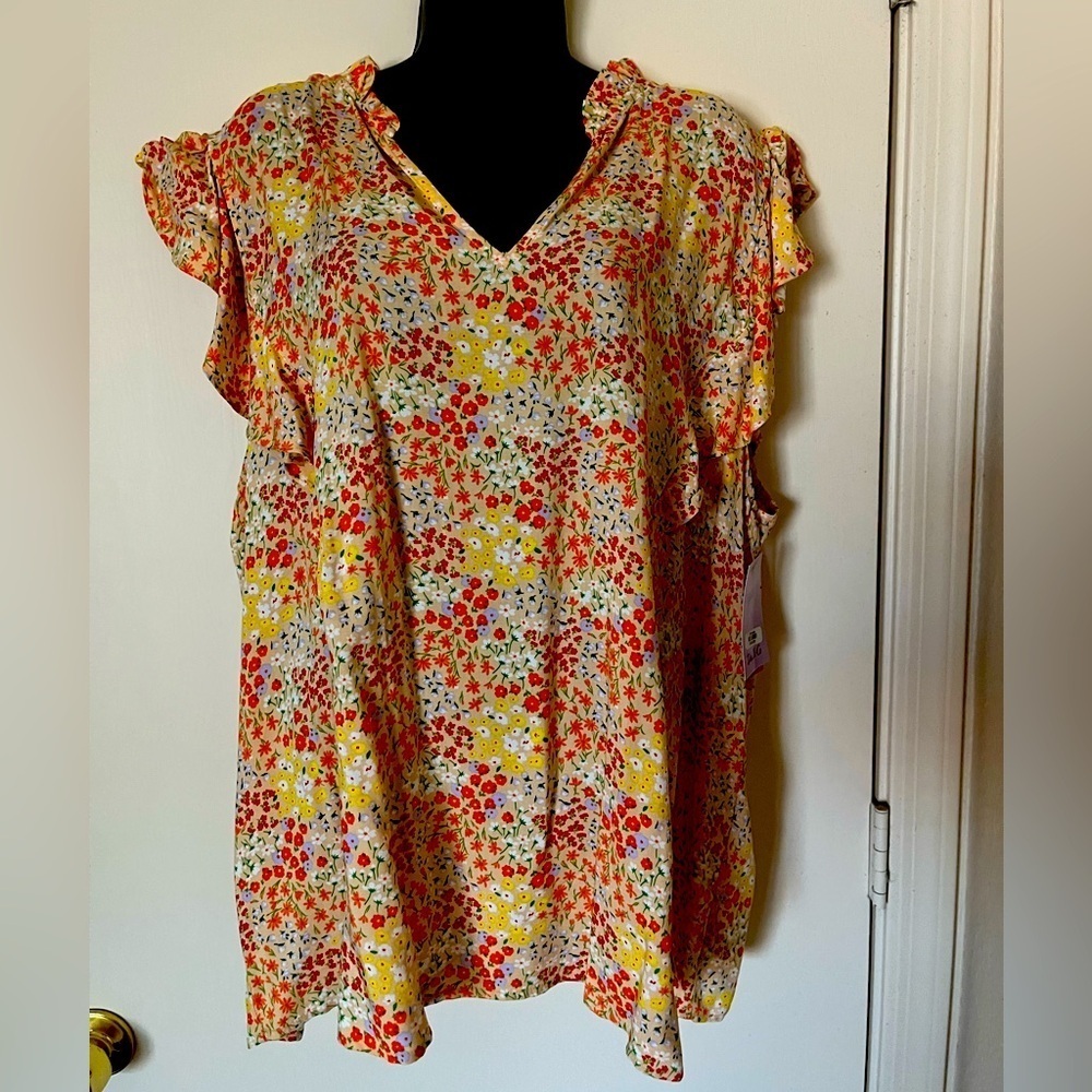 Floral Ruffle Sleeve Top